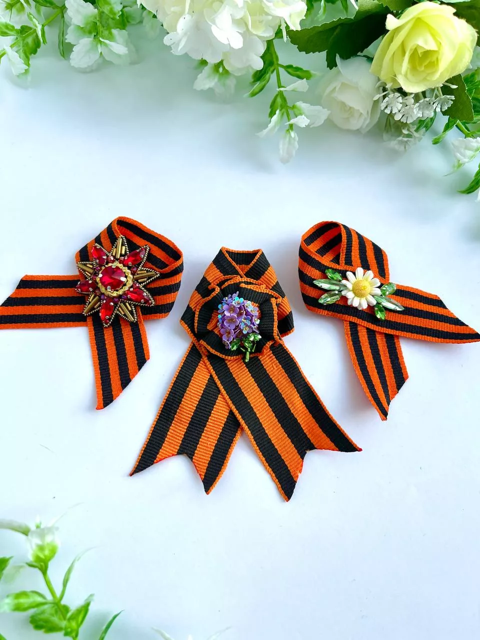 Брошь «Георгиевская лента»