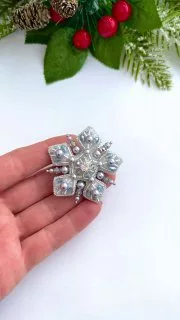 Брошь «Снежинка»
