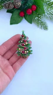 Броши: Елочка и Новый год