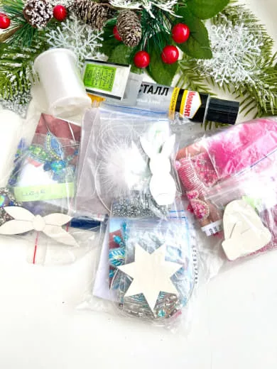 Наборы для вышивки брошей