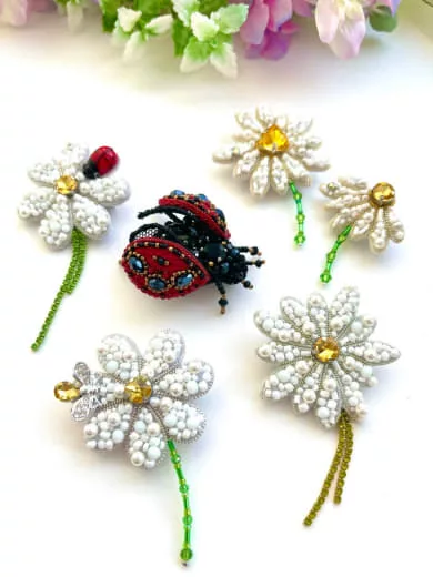 Броши: Ромашка, Божья коровка и Жук
