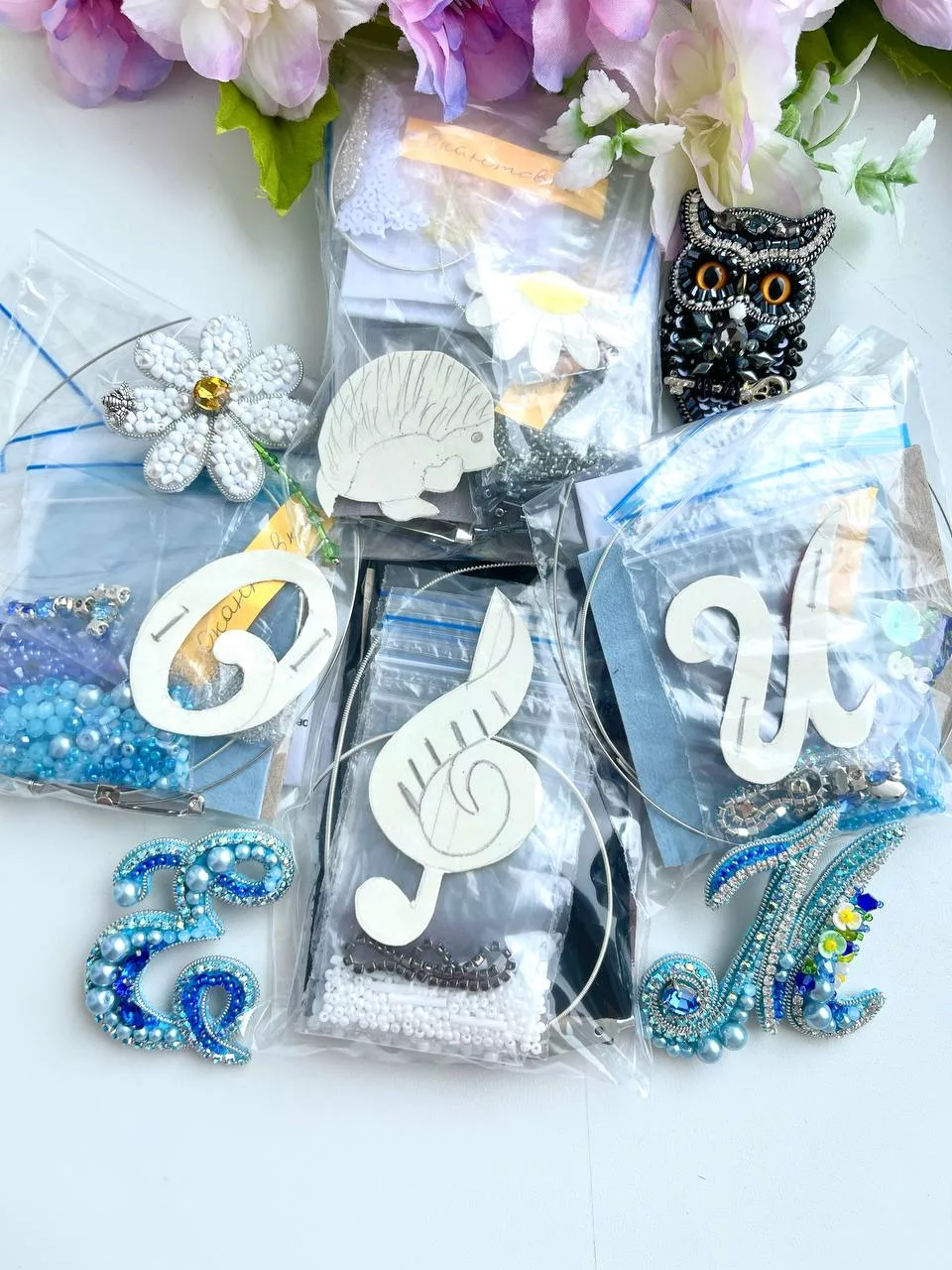 Набор для вышивки броши «Буква»