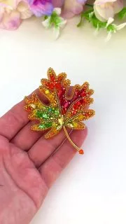 Брошь «Лист»