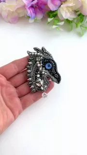 Броши: Дракон и Символ года