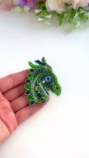 Броши: Дракон и Символ года