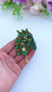 Броши: Дракон и Символ года