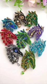 Броши: Дракон и Символ года