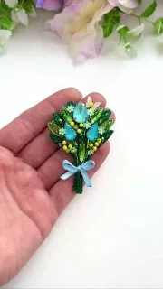 Брошь «Букет тюльпанов»