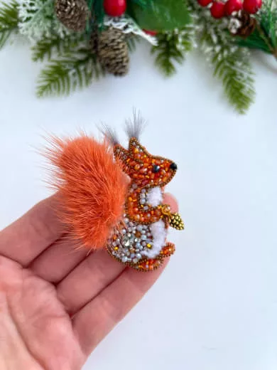 Броши: Белка и Белочка