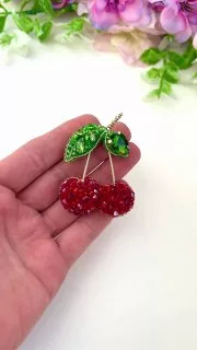 Брошь «Вишня»