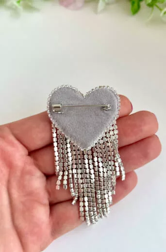 Изнанка броши: варианты обработки