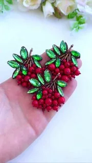 Брошь «Рябина»