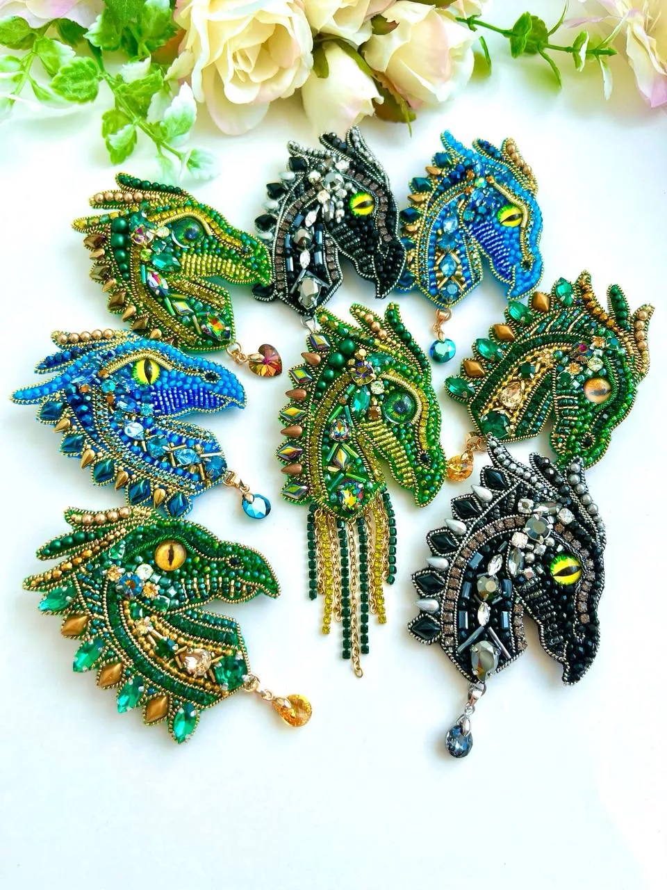 Броши: Дракон и Символ года