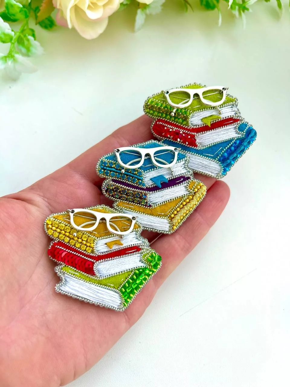 Брошь «Книга»