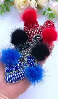 Броши: Шапка, Рукавичка и Снежинка