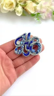 Броши: Буква и Инициалынв