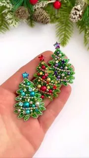 Подборка брошей «Ёлочки»