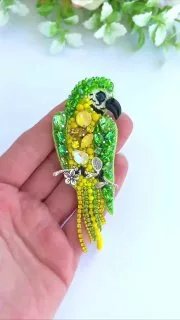 Брошь «Попугай»