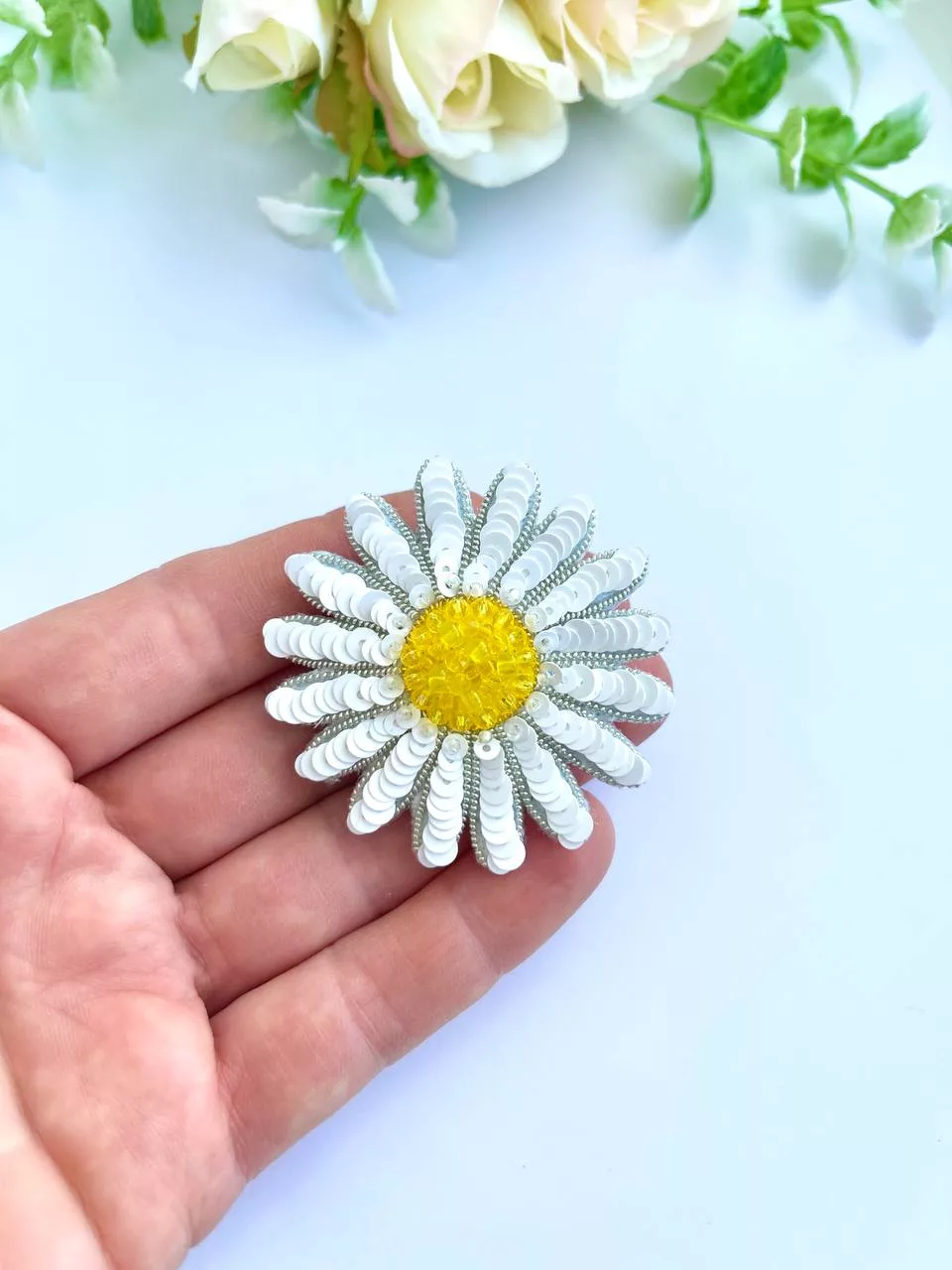 Брошь «Ромашка»