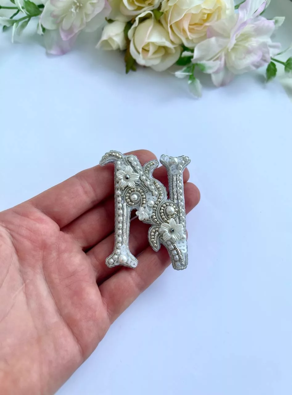 Брошь «Букван»