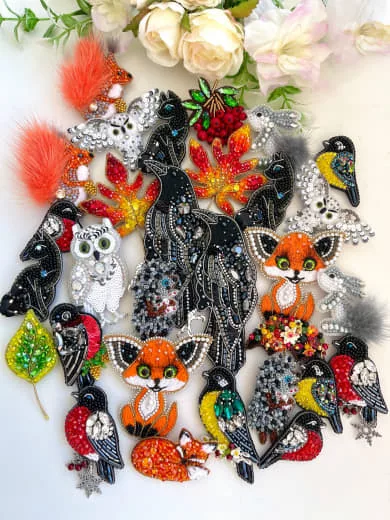 Подборка брошей за две недели